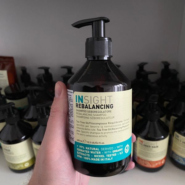 Шампунь против жирной кожи головы Insight Rebalancing Sebum Control Shampoo 400 мл IN3802 фото